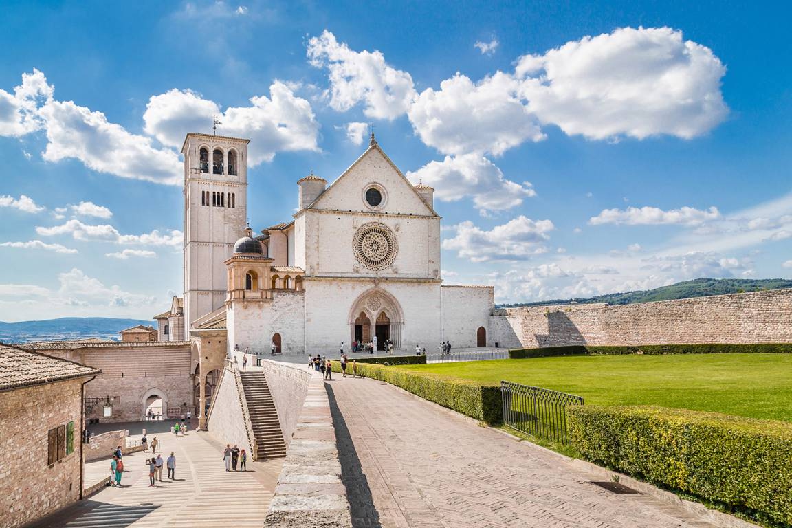 Kulturreise Zentralitalien - Toskana, Umbrien und Rom - Kirche Heiliger Franziscus Assisi - Umbrien